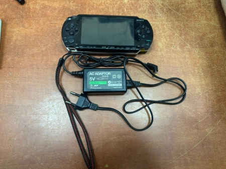 Ремонт игровых приставок Sony PSP-1004
