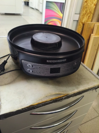 Ремонт сушилок овощей REDMOND RFD-0172