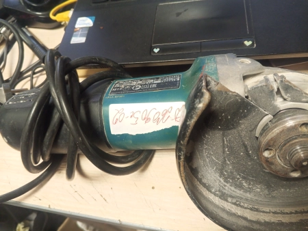 Ремонт болгарки Makita 9555HN