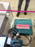 Makita 4350fct