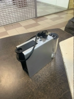 {modelBrand} C30