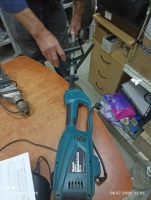Makita Ur3502
