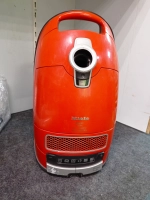 Miele S8330