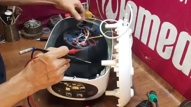 Мультиварка Tefal не включается