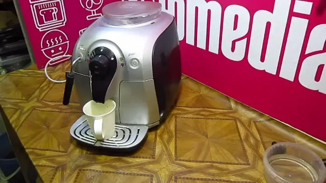 Кофе уходит в поддон кофемашины Philips Hs8745