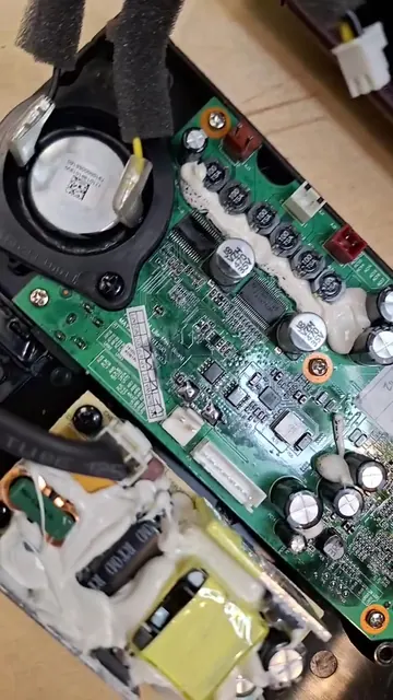 Ремонт колонки Marshall после залития водой