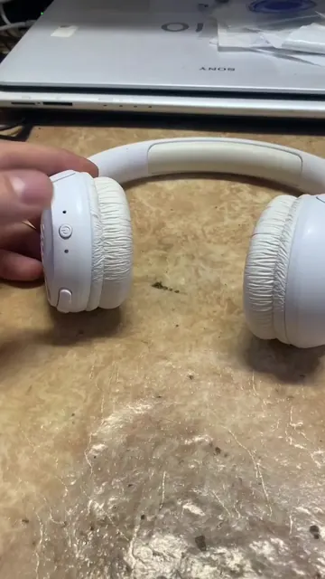Наушники JBL TUNE